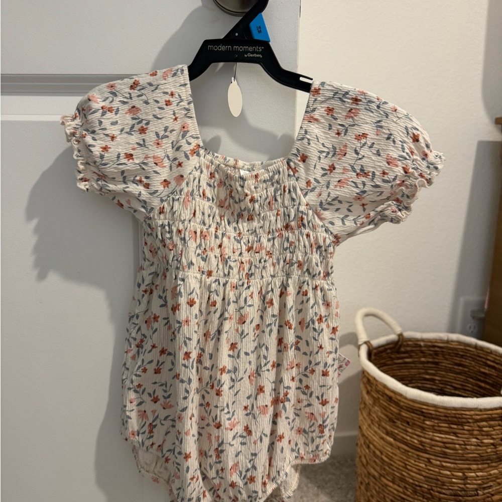 Smocked Floral Puff-Sleeve Women's Top - Cream with Orange & Blue Floral